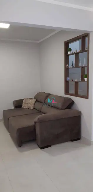 Casa de Condomínio com 3 quartos à venda, 224m2 em Vila Melhado, Araraquara - SP - imagem 5 Foto 5 de Casa de Condomínio com 3 quartos à venda, 224m2 em Vila Melhado, Araraquara - SP