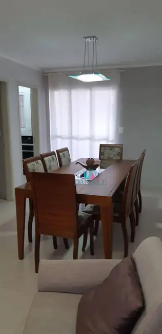 Casa de Condomínio com 3 quartos à venda, 224m2 em Vila Melhado, Araraquara - SP - imagem 4 Foto 4 de Casa de Condomínio com 3 quartos à venda, 224m2 em Vila Melhado, Araraquara - SP