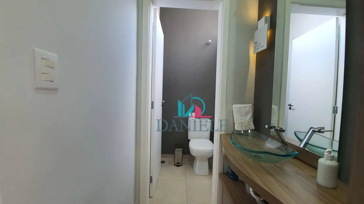 Casa de Condomínio com 3 quartos à venda, 420m2 em Parque Residencial Damha, Araraquara - SP - imagem 6 Foto 6 de Casa de Condomínio com 3 quartos à venda, 420m2 em Parque Residencial Damha, Araraquara - SP