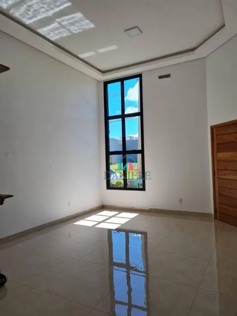 Foto 2 de Casa de Condomínio com 3 quartos à venda, 200m2 em Parque Atlanta, Araraquara - SP