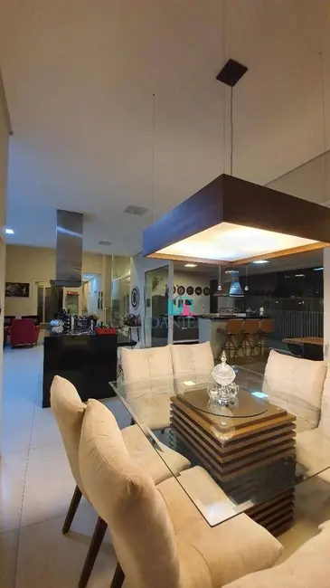 Casa de Condomínio com 4 quartos à venda, 577m2 em Parque Residencial Damha, Araraquara - SP - imagem 5 Foto 5 de Casa de Condomínio com 4 quartos à venda, 577m2 em Parque Residencial Damha, Araraquara - SP