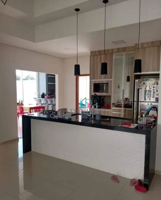 Casa de Condomínio com 3 quartos à venda, 377m2 em Jardim Magnólias, Araraquara - SP - imagem 4 Foto 4 de Casa de Condomínio com 3 quartos à venda, 377m2 em Jardim Magnólias, Araraquara - SP