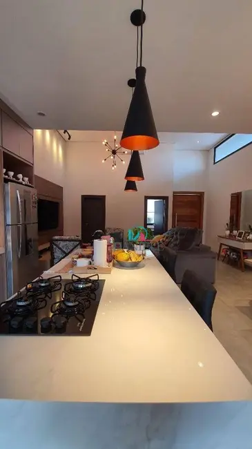 Casa de Condomínio com 3 quartos à venda, 360m2 em Condomínio Buona Vita, Araraquara - SP - imagem 3 Foto 3 de Casa de Condomínio com 3 quartos à venda, 360m2 em Condomínio Buona Vita, Araraquara - SP
