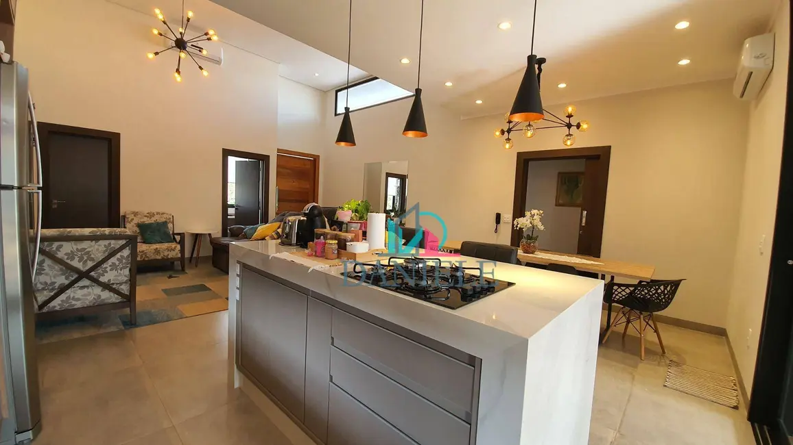 Casa de Condomínio com 3 quartos à venda, 360m2 em Condomínio Buona Vita, Araraquara - SP - imagem 4 Foto 4 de Casa de Condomínio com 3 quartos à venda, 360m2 em Condomínio Buona Vita, Araraquara - SP