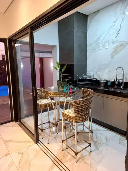 Casa de Condomínio com 3 quartos à venda, 250m2 em Parque Atlanta, Araraquara - SP - imagem 8 Foto 8 de Casa de Condomínio com 3 quartos à venda, 250m2 em Parque Atlanta, Araraquara - SP