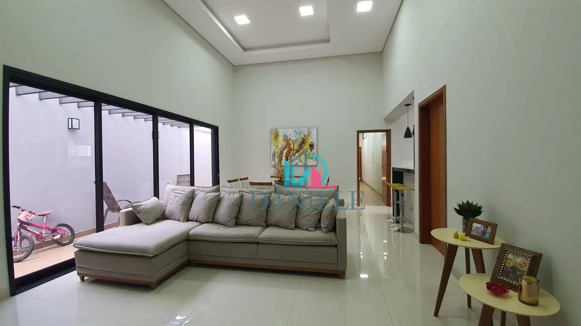 Casa de Condomínio com 3 quartos à venda, 360m2 em Condomínio Buona Vita, Araraquara - SP - imagem 3 Foto 3 de Casa de Condomínio com 3 quartos à venda, 360m2 em Condomínio Buona Vita, Araraquara - SP