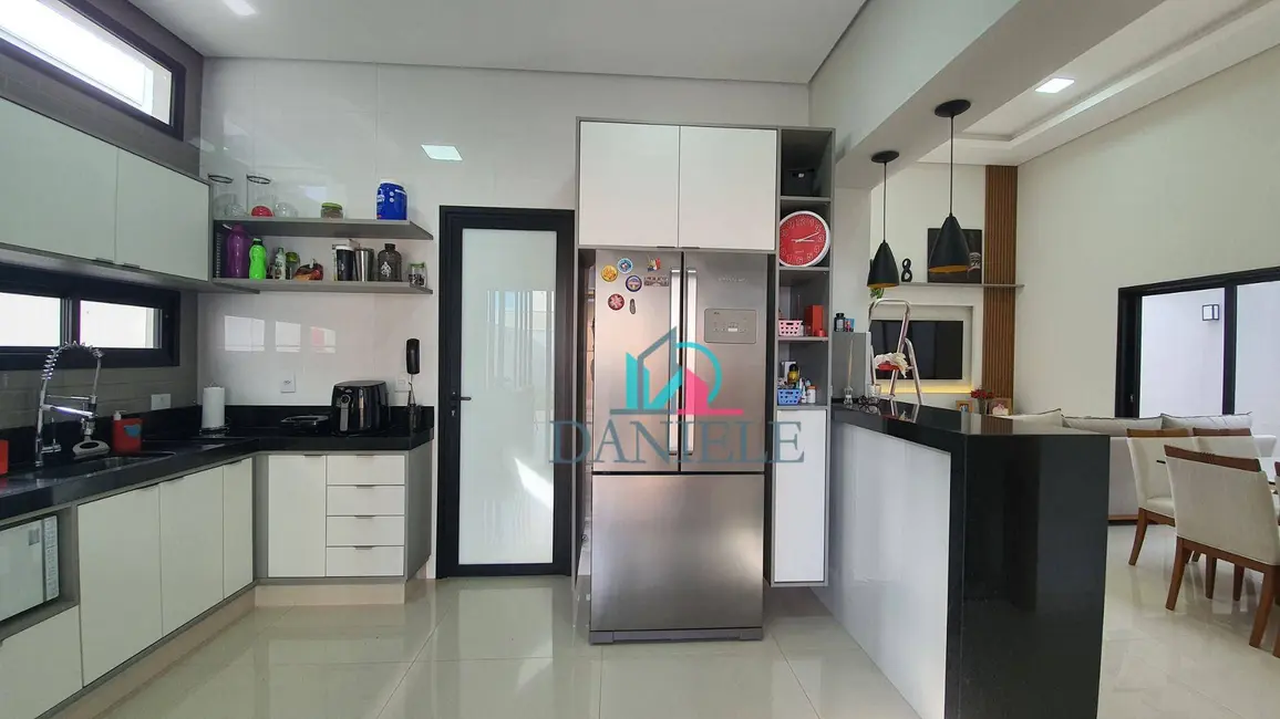 Casa de Condomínio com 3 quartos à venda, 360m2 em Condomínio Buona Vita, Araraquara - SP - imagem 9 Foto 9 de Casa de Condomínio com 3 quartos à venda, 360m2 em Condomínio Buona Vita, Araraquara - SP