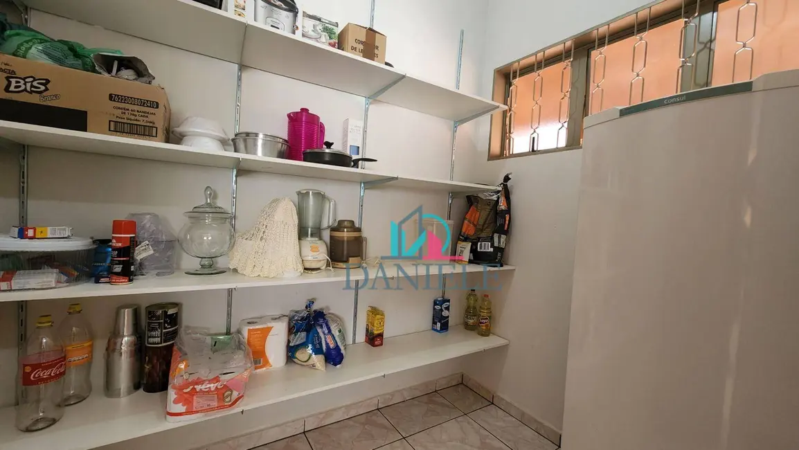 Casa com 2 quartos à venda, 500m2 em Residencial Cambuy, Araraquara - SP - imagem 7 Foto 7 de Casa com 2 quartos à venda, 500m2 em Residencial Cambuy, Araraquara - SP