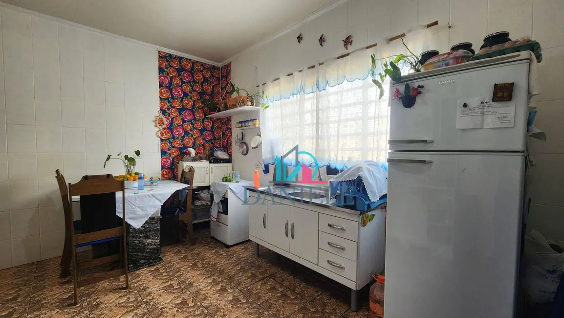 Casa com 3 quartos à venda, 295m2 em Residencial Cambuy, Araraquara - SP - imagem 7 Foto 7 de Casa com 3 quartos à venda, 295m2 em Residencial Cambuy, Araraquara - SP