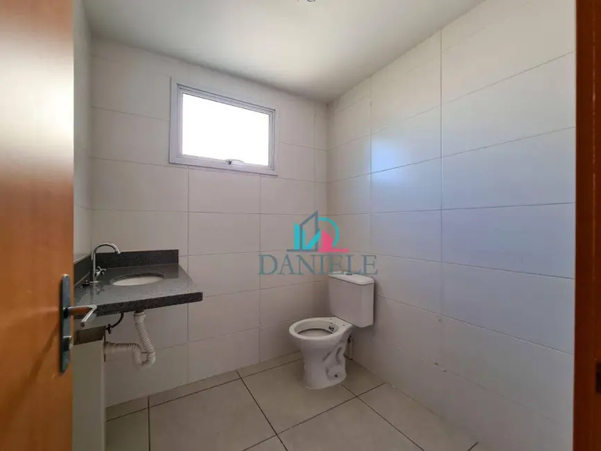 Apartamento com 2 quartos à venda, 61m2 em Centro, Araraquara - SP - imagem 4 Foto 4 de Apartamento com 2 quartos à venda, 61m2 em Centro, Araraquara - SP