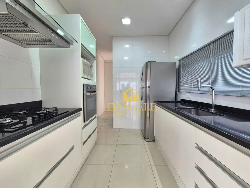 Foto 7 de Casa de Condomínio com 3 quartos à venda, 274m2 em Parque Residencial Damha, Araraquara - SP