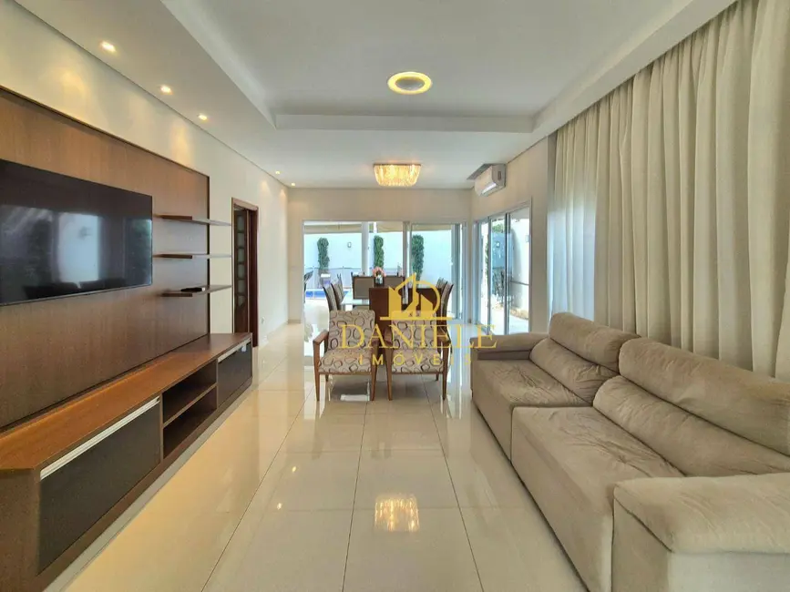 Foto 4 de Casa de Condomínio com 3 quartos à venda, 274m2 em Parque Residencial Damha, Araraquara - SP
