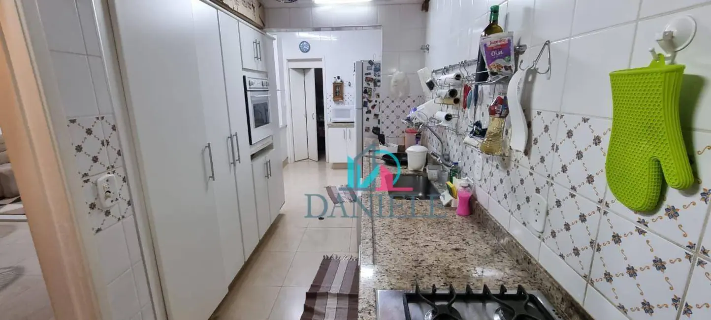 Casa de Condomínio com 4 quartos à venda, 344m2 em Vila Nossa Senhora do Carmo, Araraquara - SP - imagem 6 Foto 6 de Casa de Condomínio com 4 quartos à venda, 344m2 em Vila Nossa Senhora do Carmo, Araraquara - SP