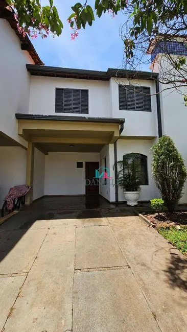 Foto 1 de Casa de Condomínio com 3 quartos à venda, 284m2 em Vila Nossa Senhora do Carmo, Araraquara - SP