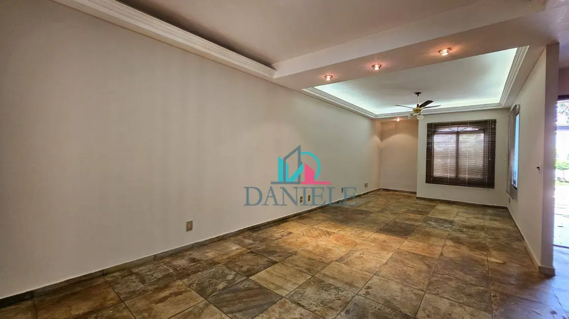 Foto 4 de Casa de Condomínio com 3 quartos à venda, 284m2 em Vila Nossa Senhora do Carmo, Araraquara - SP