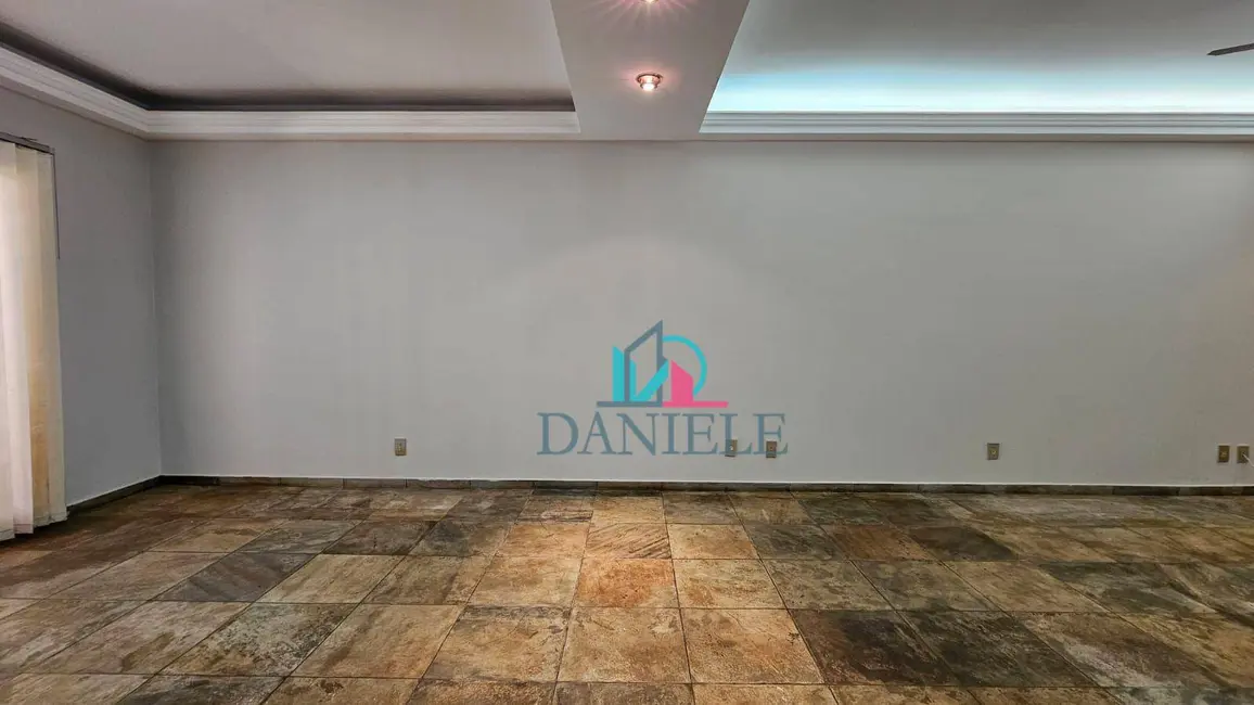 Foto 3 de Casa de Condomínio com 3 quartos à venda, 284m2 em Vila Nossa Senhora do Carmo, Araraquara - SP