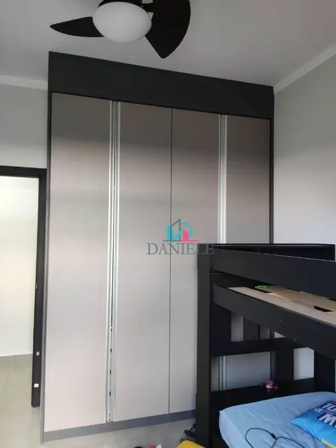 Casa de Condomínio com 3 quartos à venda, 300m2 em Jardim Salto Grande, Araraquara - SP - imagem 9 Foto 9 de Casa de Condomínio com 3 quartos à venda, 300m2 em Jardim Salto Grande, Araraquara - SP