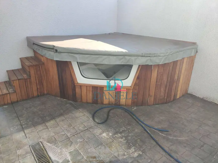 Casa de Condomínio com 3 quartos à venda, 300m2 em Jardim Salto Grande, Araraquara - SP - imagem 5 Foto 5 de Casa de Condomínio com 3 quartos à venda, 300m2 em Jardim Salto Grande, Araraquara - SP