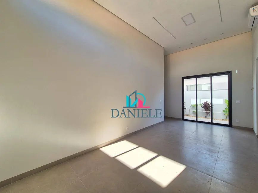 Casa de Condomínio com 3 quartos à venda, 336m2 em Jardim Imperador, Araraquara - SP - imagem 5 Foto 5 de Casa de Condomínio com 3 quartos à venda, 336m2 em Jardim Imperador, Araraquara - SP