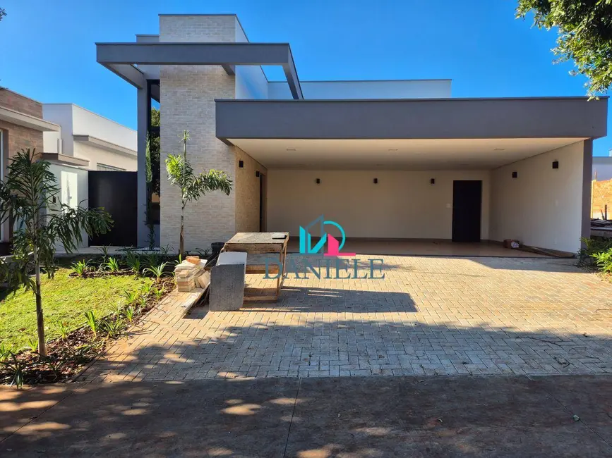 Casa de Condomínio com 3 quartos à venda, 336m2 em Jardim Imperador, Araraquara - SP - imagem 1 Foto 1 de Casa de Condomínio com 3 quartos à venda, 336m2 em Jardim Imperador, Araraquara - SP