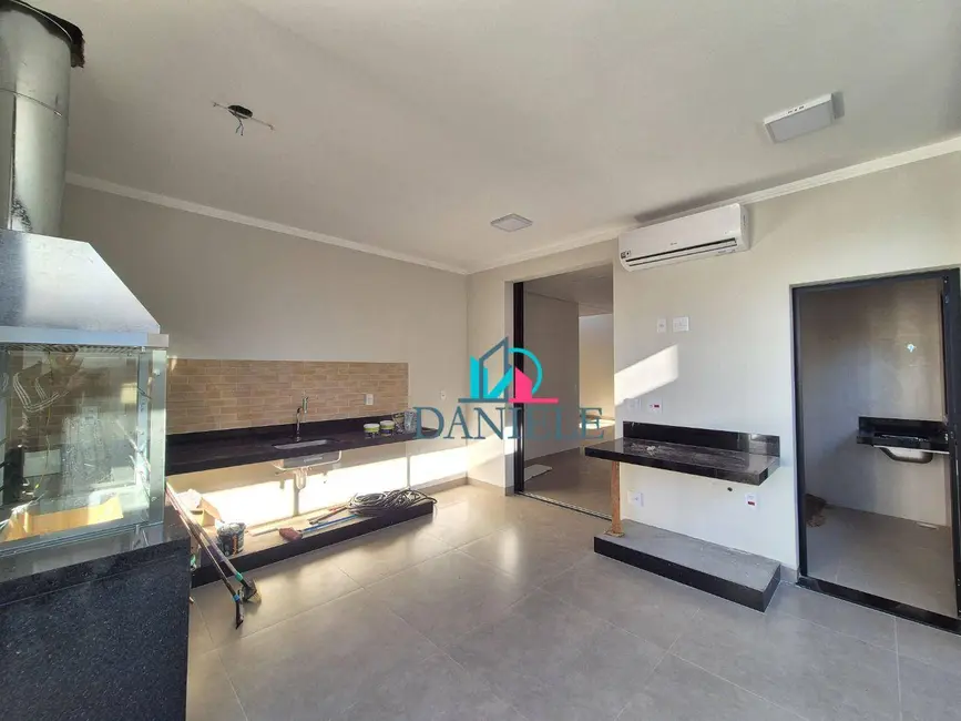 Casa de Condomínio com 3 quartos à venda, 336m2 em Jardim Imperador, Araraquara - SP - imagem 9 Foto 9 de Casa de Condomínio com 3 quartos à venda, 336m2 em Jardim Imperador, Araraquara - SP