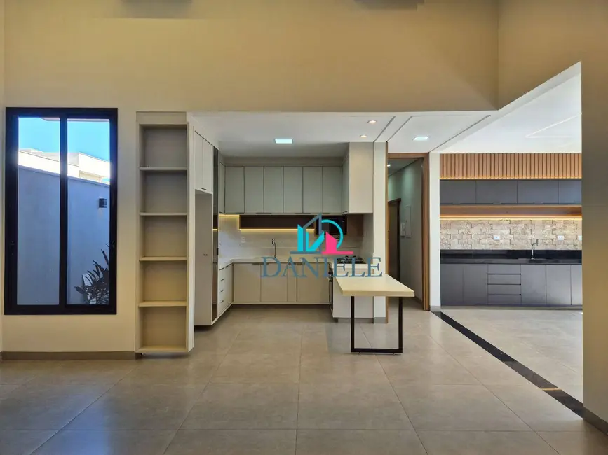 Foto 9 de Casa de Condomínio com 3 quartos à venda, 302m2 em Parque Residencial Damha, Araraquara - SP