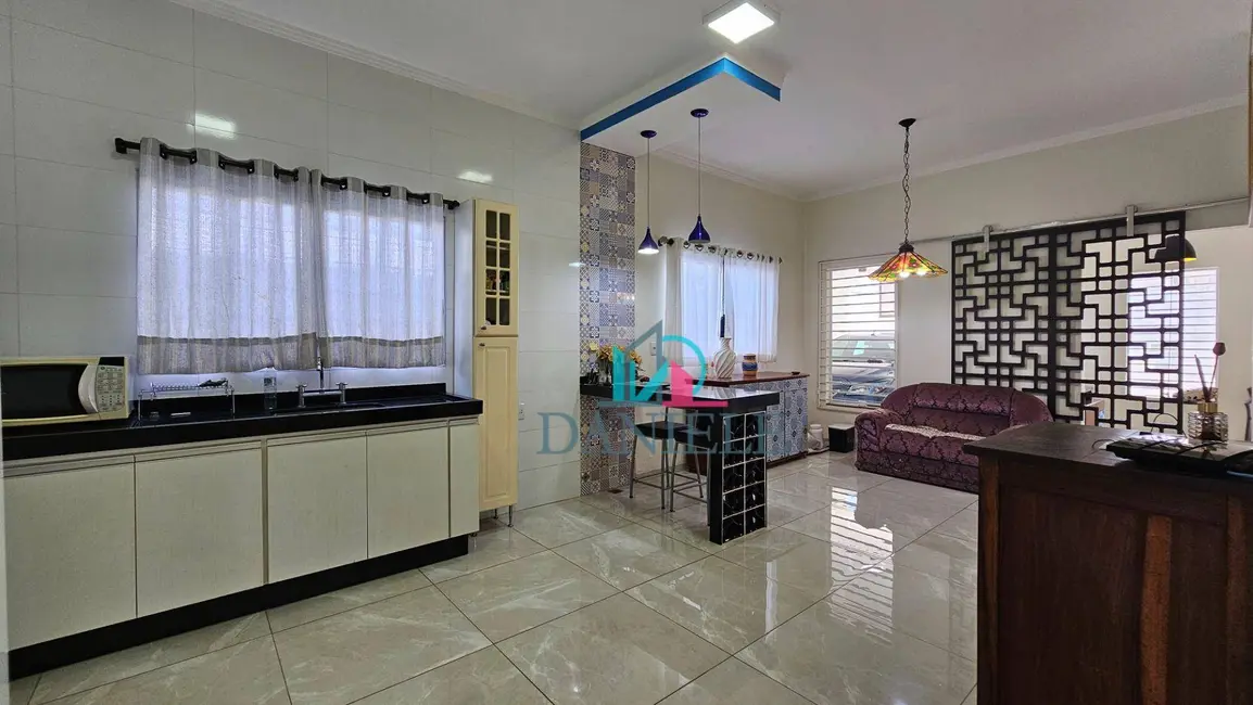 Casa com 2 quartos à venda, 472m2 em Cidade Jardim, Araraquara - SP - imagem 6 Foto 6 de Casa com 2 quartos à venda, 472m2 em Cidade Jardim, Araraquara - SP