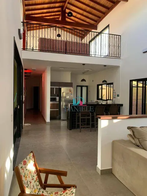 Casa com 2 quartos à venda, 490m2 em Cidade Jardim, Araraquara - SP - imagem 4 Foto 4 de Casa com 2 quartos à venda, 490m2 em Cidade Jardim, Araraquara - SP
