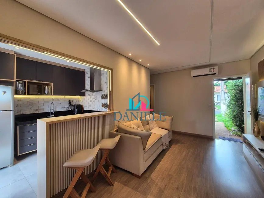 Foto 1 de Casa de Condomínio com 2 quartos à venda, 219m2 em Jardim Dumont, Araraquara - SP