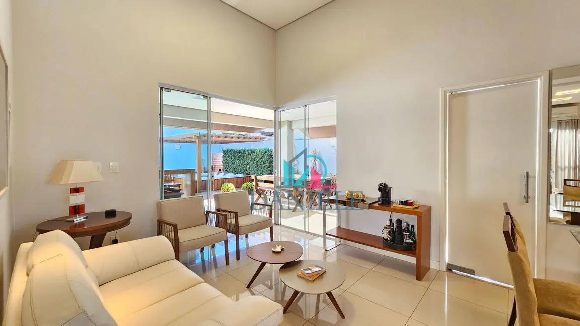 Foto 2 de Casa de Condomínio com 3 quartos à venda, 359m2 em Parque Residencial Damha, Araraquara - SP