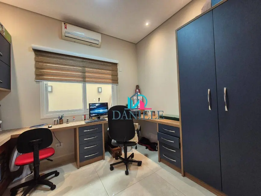 Foto 6 de Casa de Condomínio com 3 quartos à venda, 336m2 em Araraquara - SP