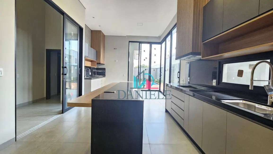Casa de Condomínio com 3 quartos à venda, 336m2 em Condomínio Portal das Tipuanas, Araraquara - SP - imagem 8 Foto 8 de Casa de Condomínio com 3 quartos à venda, 336m2 em Condomínio Portal das Tipuanas, Araraquara - SP