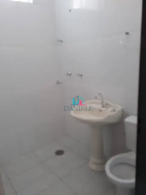 Casa com 3 quartos à venda, 180m2 em Jardim Imperador II, Araraquara - SP - imagem 9 Foto 9 de Casa com 3 quartos à venda, 180m2 em Jardim Imperador II, Araraquara - SP