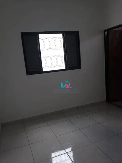 Casa com 3 quartos à venda, 180m2 em Jardim Imperador II, Araraquara - SP - imagem 7 Foto 7 de Casa com 3 quartos à venda, 180m2 em Jardim Imperador II, Araraquara - SP
