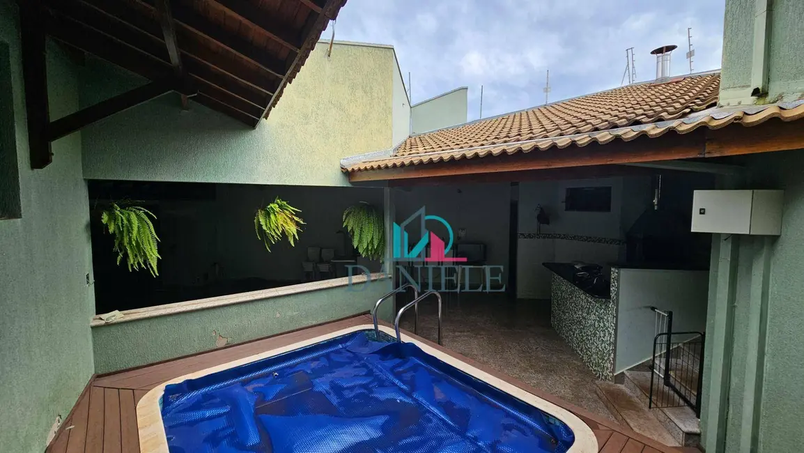 Casa com 3 quartos à venda, 295m2 em Jardim Botânico, Araraquara - SP - imagem 6 Foto 6 de Casa com 3 quartos à venda, 295m2 em Jardim Botânico, Araraquara - SP