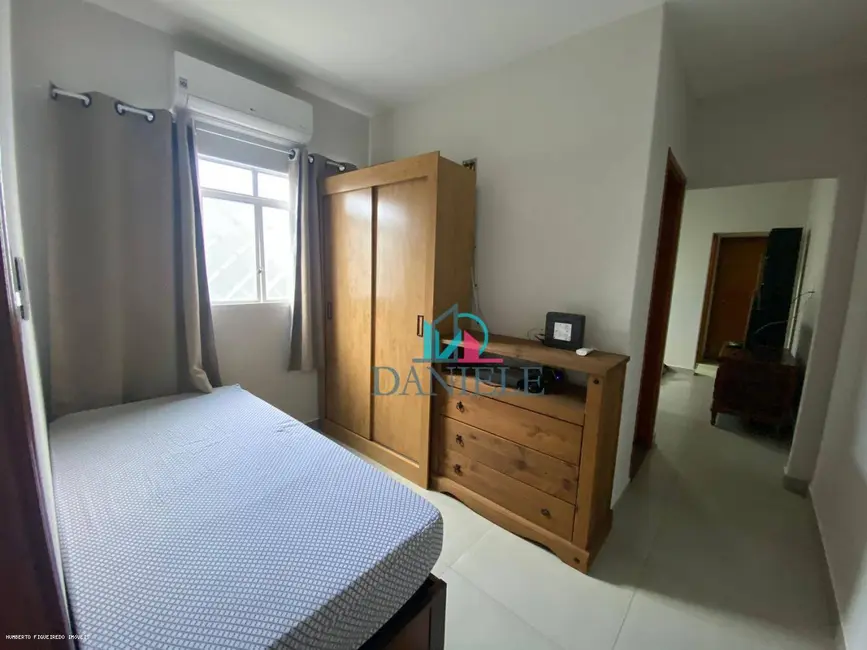 Casa com 2 quartos à venda, 125m2 em Jardim Pinheiros (Vila Xavier), Araraquara - SP - imagem 9 Foto 9 de Casa com 2 quartos à venda, 125m2 em Jardim Pinheiros (Vila Xavier), Araraquara - SP