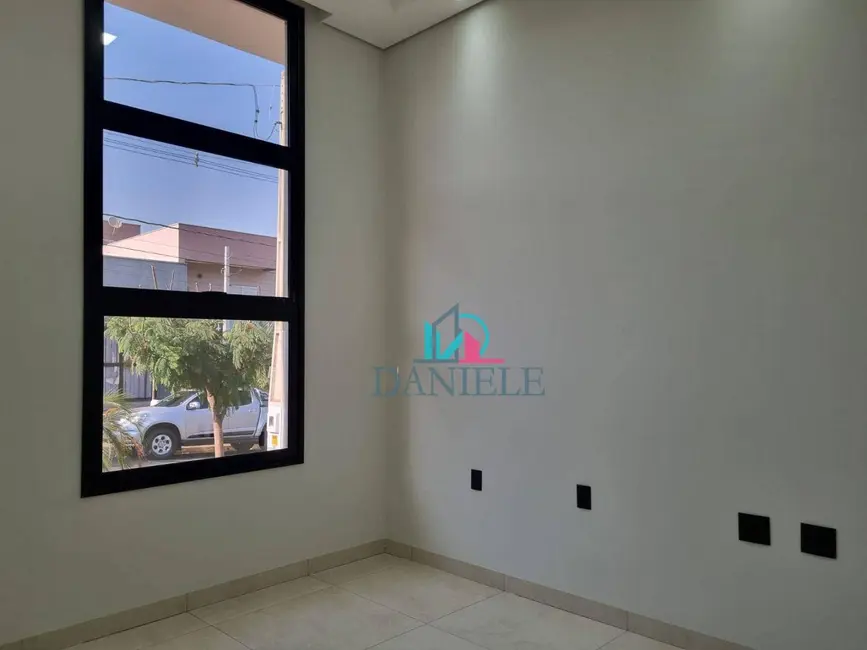 Foto 2 de Casa de Condomínio com 3 quartos à venda, 265m2 em Araraquara - SP