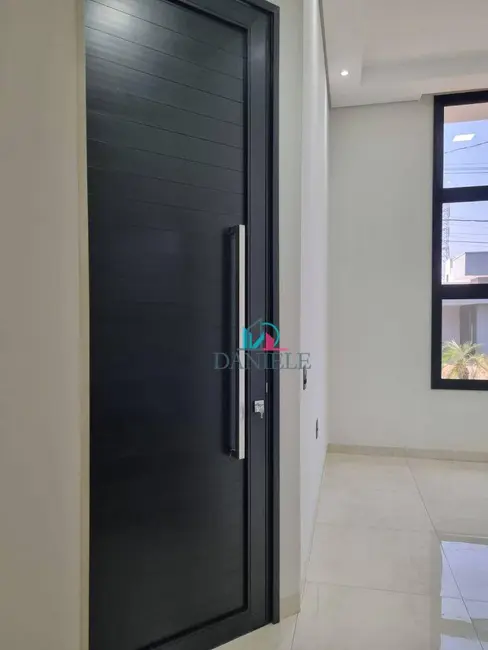 Foto 4 de Casa de Condomínio com 3 quartos à venda, 265m2 em Araraquara - SP