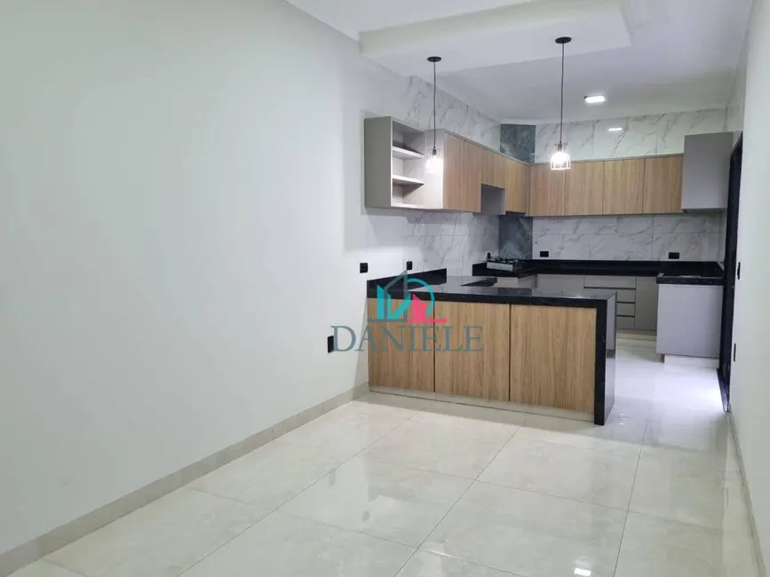 Foto 6 de Casa de Condomínio com 3 quartos à venda, 265m2 em Araraquara - SP