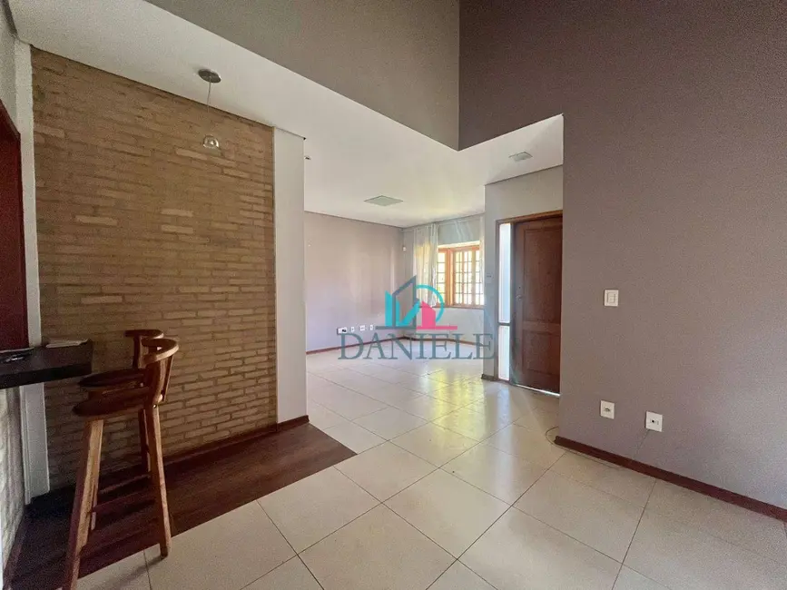 Casa de Condomínio com 2 quartos à venda, 265m2 em Jardim Maria Luiza V, Araraquara - SP - imagem 3 Foto 3 de Casa de Condomínio com 2 quartos à venda, 265m2 em Jardim Maria Luiza V, Araraquara - SP