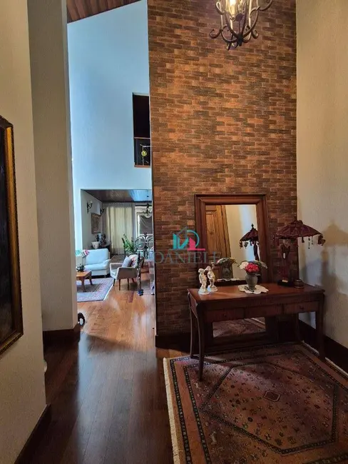 Casa de Condomínio com 3 quartos à venda, 519m2 em Parque Residencial Damha, Araraquara - SP - imagem 3 Foto 3 de Casa de Condomínio com 3 quartos à venda, 519m2 em Parque Residencial Damha, Araraquara - SP