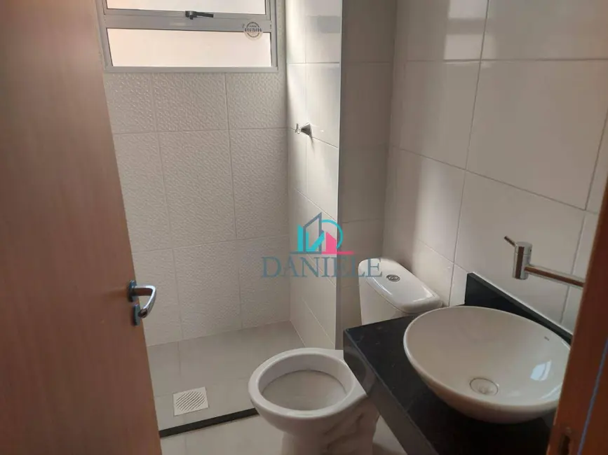 Foto 5 de Apartamento com 2 quartos à venda, 45m2 em Jardim Botânico, Araraquara - SP