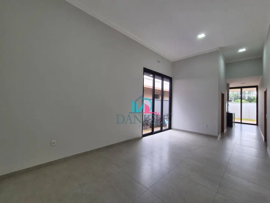 Casa de Condomínio com 3 quartos à venda, 324m2 em Parque Tropical, Araraquara - SP - imagem 5 Foto 5 de Casa de Condomínio com 3 quartos à venda, 324m2 em Parque Tropical, Araraquara - SP