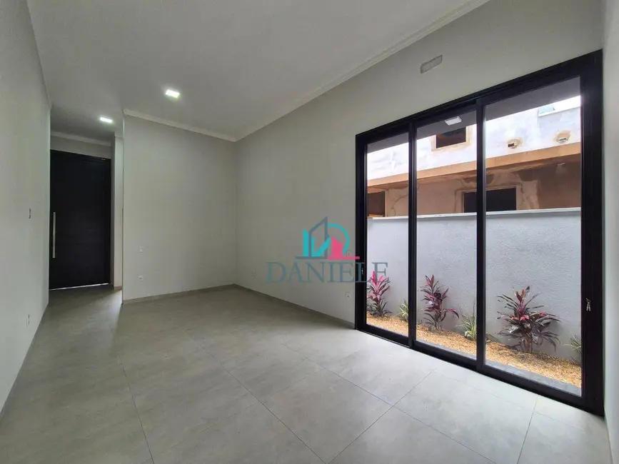 Casa de Condomínio com 3 quartos à venda, 324m2 em Parque Tropical, Araraquara - SP - imagem 7 Foto 7 de Casa de Condomínio com 3 quartos à venda, 324m2 em Parque Tropical, Araraquara - SP