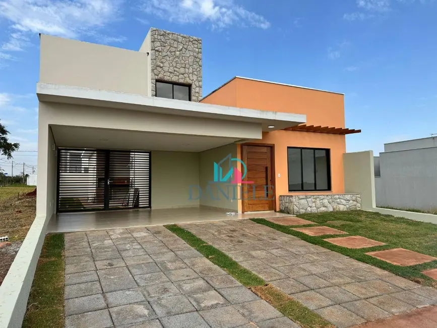 Foto 1 de Casa de Condomínio com 3 quartos à venda, 250m2 em Campos Ville, Araraquara - SP