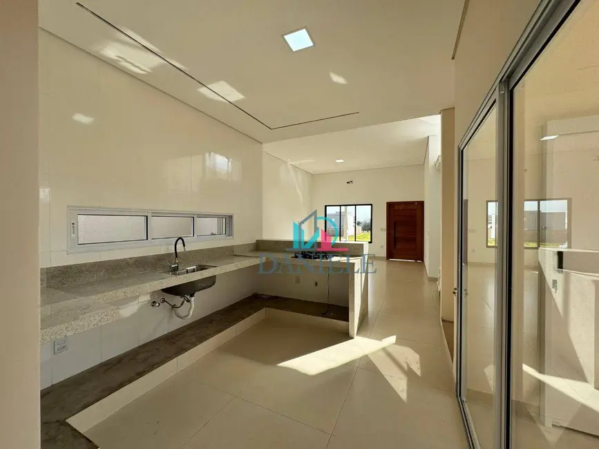 Foto 7 de Casa de Condomínio com 3 quartos à venda, 250m2 em Campos Ville, Araraquara - SP