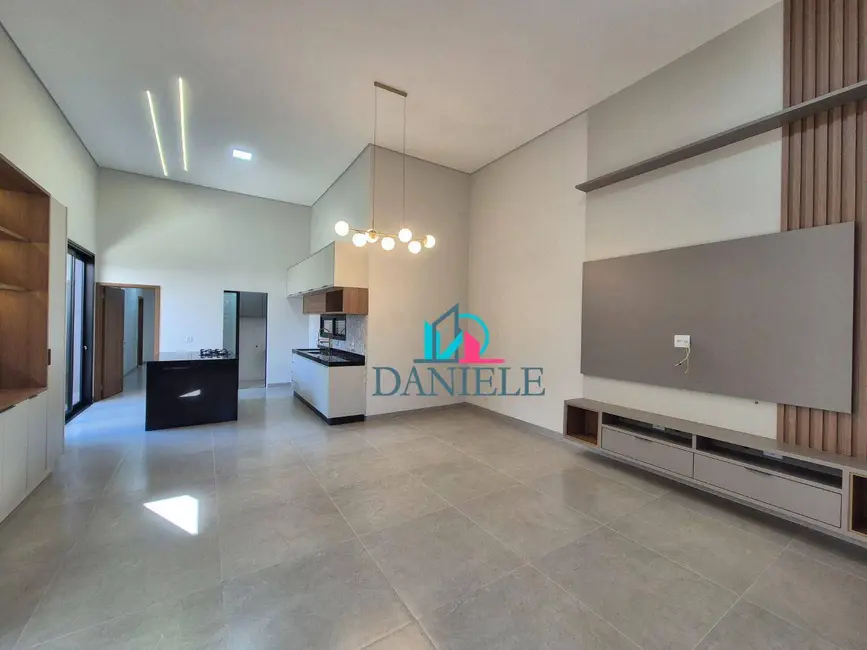 Foto 2 de Casa de Condomínio com 3 quartos à venda, 301m2 em Parque Residencial Damha, Araraquara - SP