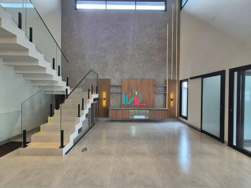 Casa de Condomínio com 3 quartos à venda, 383m2 em Jardim Gardênias, Araraquara - SP - imagem 1 Foto 1 de Casa de Condomínio com 3 quartos à venda, 383m2 em Jardim Gardênias, Araraquara - SP