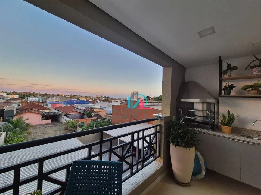 Foto 9 de Apartamento com 2 quartos à venda, 74m2 em Centro, Araraquara - SP