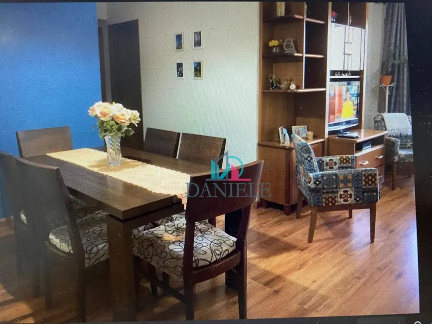 Foto 1 de Apartamento com 3 quartos à venda, 81m2 em Vila Melhado, Araraquara - SP